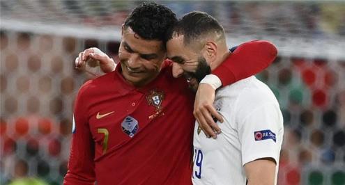 بنزيما عن رونالدو: آمل أن يحدث فرقًا في الدوري السعودي.. ولسنا بحاجة لالتقاط صورة معاً